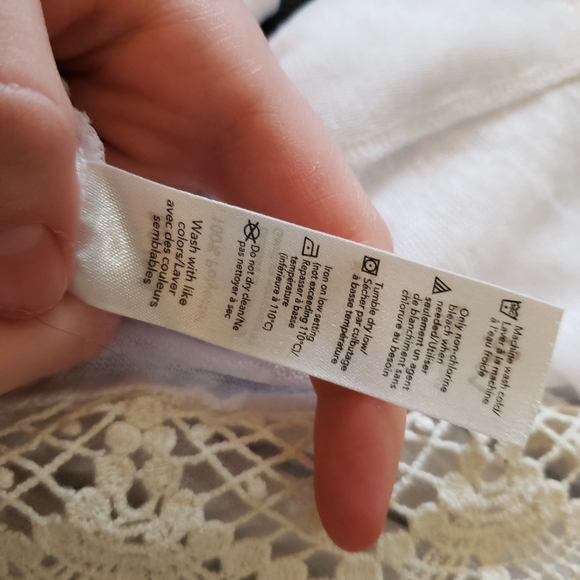 ⭐G21 White Sheer Cream Lace Open Back Top Size Medium - Picture 7 of 7